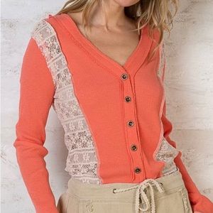 POL Ribbed Long Sleeve Contrast Lace Top Button Front